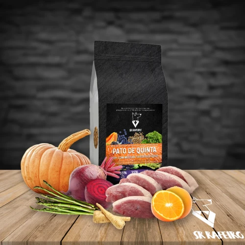 Sr. Rafeiro Ultra Adulto Pato de Quinta – Ração Ultra Premium | GORKY PETS
