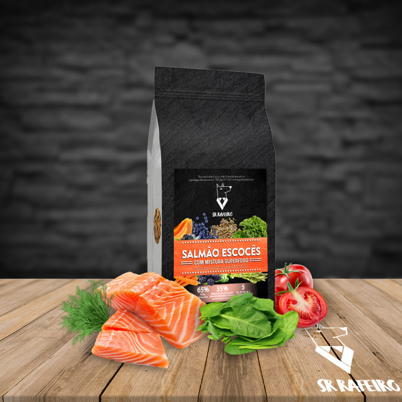 Sr. Rafeiro Ultra Adulto Salmão Escocês – Ração Ultra Premium | GORKY PETS